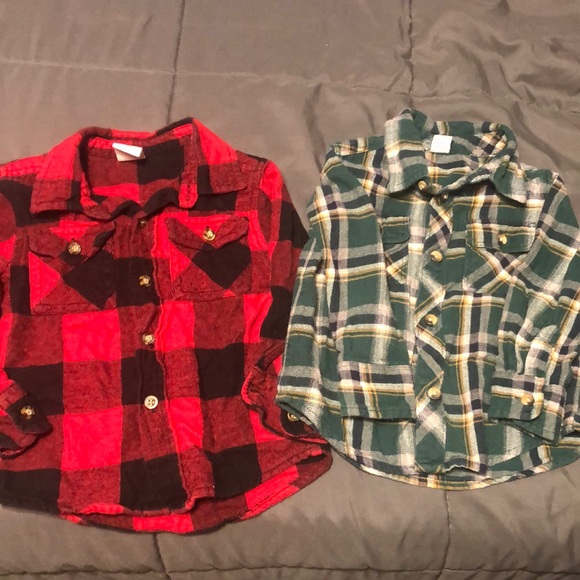 Other - Flannel bundle - sz 2T